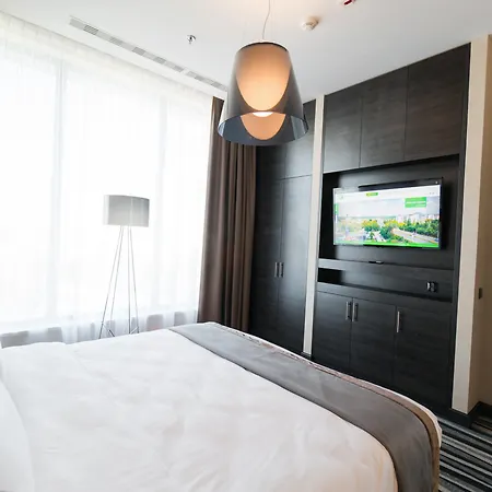 Dąbrowa Górnicza-katowice, An Ihg 4*