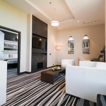 Dabrowa Gornicza-katowice By Ihg Отель 4*