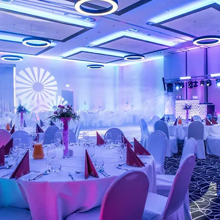 Dabrowa Gornicza-katowice By Ihg Домброва-Гурнича