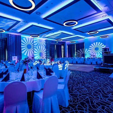 Dabrowa Gornicza-katowice By Ihg Отель