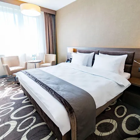Dabrowa Gornicza-katowice By Ihg 4*