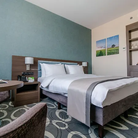 Dabrowa Gornicza-katowice By Ihg Отель