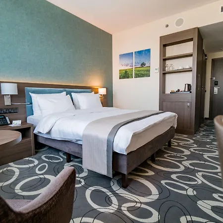 Dabrowa Gornicza-katowice By Ihg Dąbrowa Górnicza