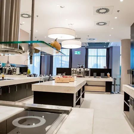 Szálloda Dabrowa Gornicza-katowice By Ihg