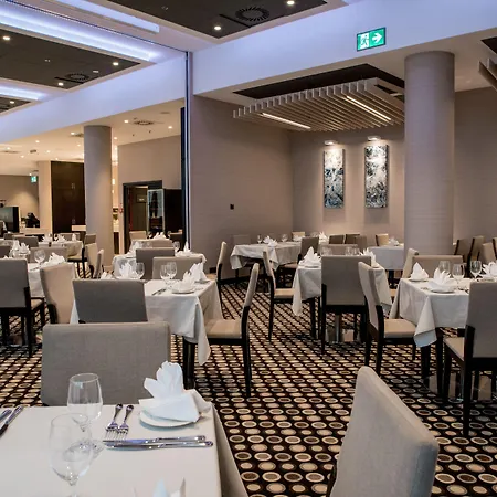 Dabrowa Gornicza-katowice By Ihg Отель 4*