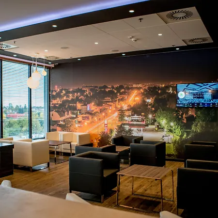 Dabrowa Gornicza-katowice By Ihg Отель Домброва-Гурнича