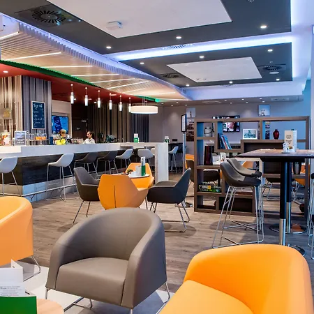 Dabrowa Gornicza-katowice By Ihg Домброва-Гурнича