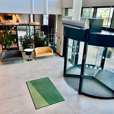 Отель Dabrowa Gornicza-katowice By Ihg 4*