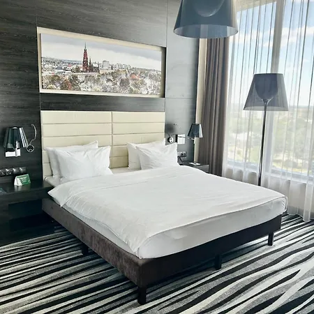 Отель Dabrowa Gornicza-katowice By Ihg Домброва-Гурнича