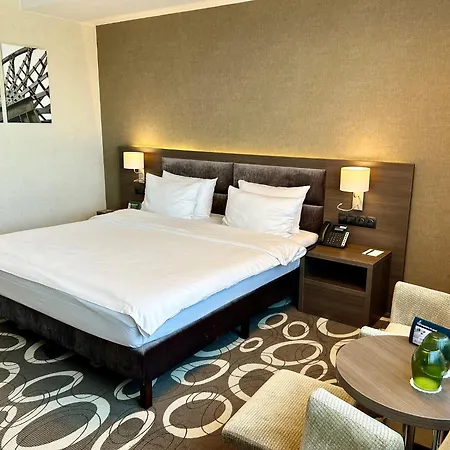 Dabrowa Gornicza-katowice By Ihg 4*