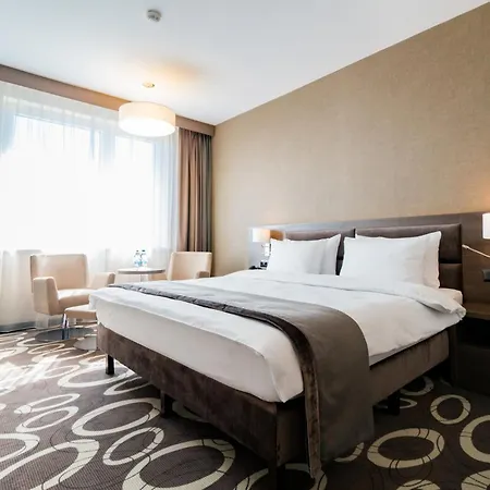 Dabrowa Gornicza-katowice By Ihg Отель 4*