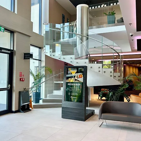Dabrowa Gornicza-katowice By Ihg Отель 4*