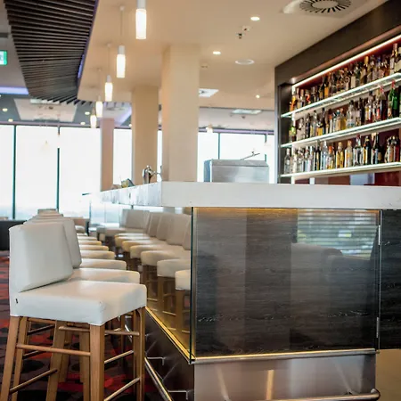 Dabrowa Gornicza-katowice By Ihg 4* Домброва-Гурнича