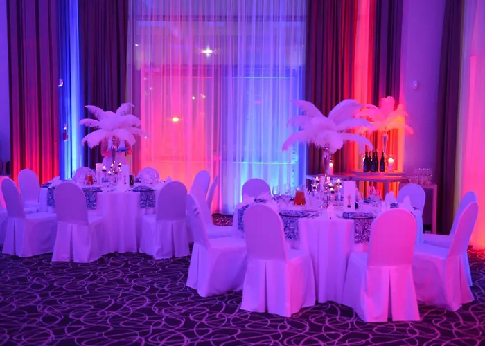 Dabrowa Gornicza-katowice By Ihg Dąbrowa Górnicza