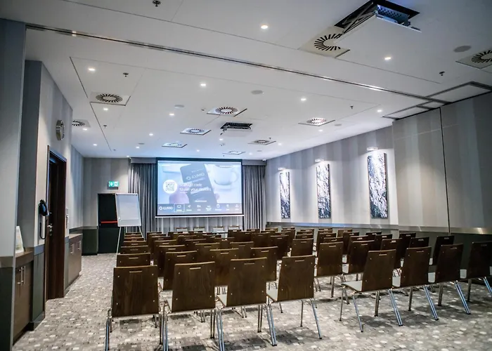 Dabrowa Gornicza-katowice By Ihg