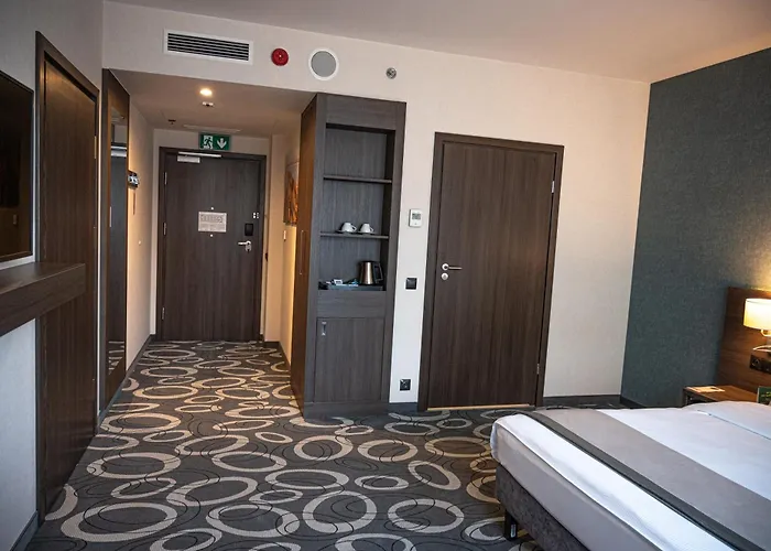 Dabrowa Gornicza-katowice By Ihg Hotel 4*