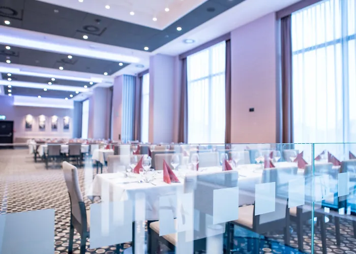 Dabrowa Gornicza-katowice By Ihg 4*