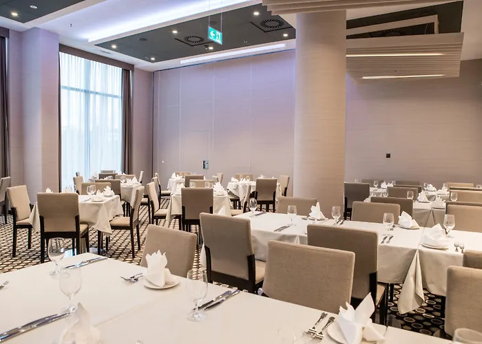 Dabrowa Gornicza-katowice By Ihg Hotel